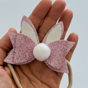 Beyaz Ponponlu Tavşan Kulaklı Pembe Simli Bebek Saç Bandı