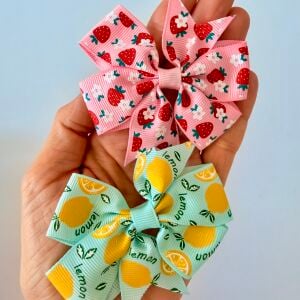 Limon ve Çilek Desenli Mavi ve Pembe Fiyonk Çocuk Pens Toka 2’li Set